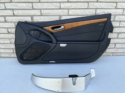 07-08 Mercedes R230 SL550 SL55 Passenger Right Interior Door Panel BLACK OEM - Image 1 of 4
