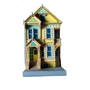 1995 Lefton Roadside USA Collection Village Victorian Queens Katherine Ho Scale - Picture 1 of 15