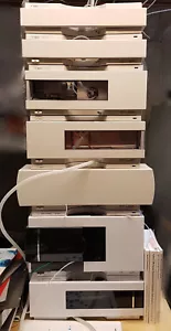 Agilent 1100 1200 HPLC G1314A G1311A G1316A G1329A + TOP G1369A G1330B G1379A - Foto 1 di 7