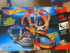 Mattel: Hot Wheels 2014 Race Spin Storm Motorized Track Set - New In Box - Picture 1 of 6