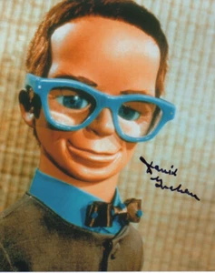 Foto firmada por David Graham 10x8 THUNDERBIRDS & STINGRAY CERTIFICADO DE AUTENTICIDAD - Imagen 1 de 1