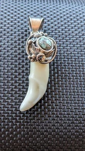 Silver Pendant with Turquoise and Jackal's Fang. 3,9g - Picture 1 of 14