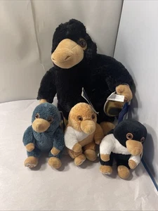 Build A Bear Niffler Harry Potter Secrets of Dumbledore Plüsch & 3 Mini Niffler - Bild 1 von 20