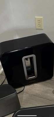Subwoofer inalámbrico Sonos Sub Gen 1 negro Foto 1 de 2