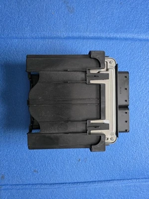 13618576341 CENTRALINA MOTORE / 0281030977 / 8579479 / 17216065 PER BMW SERIE 3 - Immagine 1 di 3