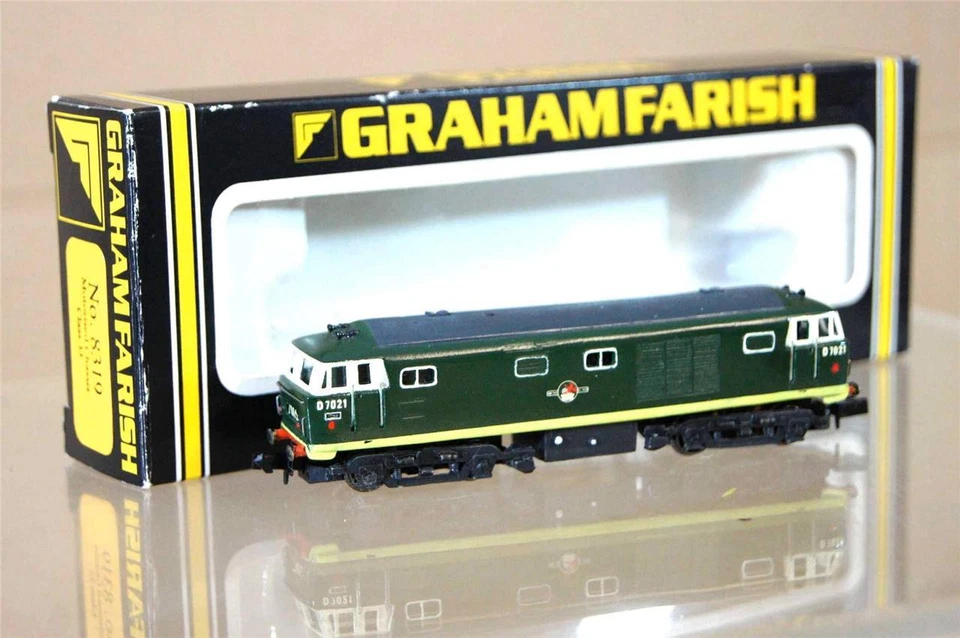 GRAHAM FARISH SILVER FOX MODELS KIT BUILT BR GREEN CLASS 35 HYMEK LOCO D7021 mz - Image 1 of 1