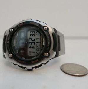 Vintage Casio World Time Digital Quartz Watch AE-2000W Model 3199 WORKS GREAT !!