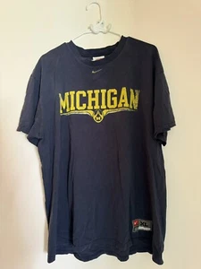 Nike Vintage Michigan Wolverines Football T-Shirt, Men's Size XL - Picture 1 of 10