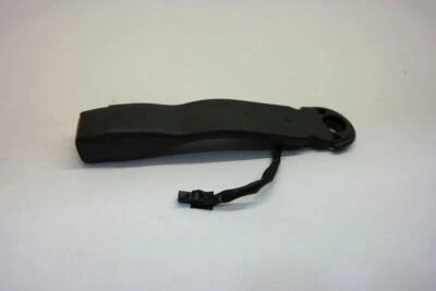 Used Front Right Seat Belt Front fits: 2004 Chevrolet Silverado 1500 pickup buck - Image 1 of 4