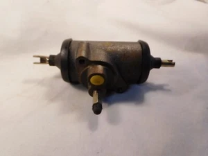 Manitowoc Crain Care Wheel Cylinder 1-7/8" Cup P/N 9049103536 - Picture 1 of 6