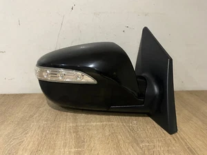 HYUNDAI IX35 2011 DOOR MIRROR O/S DRIVERS SIDE / RIGHT HAND SIDE BLACK PAE - Picture 1 of 3