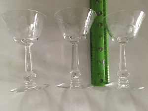 Vintage geätzte Weingläser Gänseblümchen 3 - Bild 1 von 6