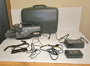 Videocamera VHS RCA CC512 Pro Edit Vintage 12x Zoom Cancellazione Volante Non Testata+ - Foto 1 di 12