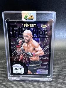 2024 Topps Finest Alexander Volkanovski Intimidators Black Refractor 1/25 - Bild 1 von 2