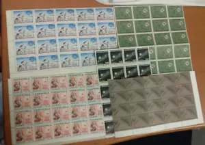 Venezuela: Lot of 500 stamps in block of 20 mint NH some val. light rust. VZ0255 - Picture 1 of 5
