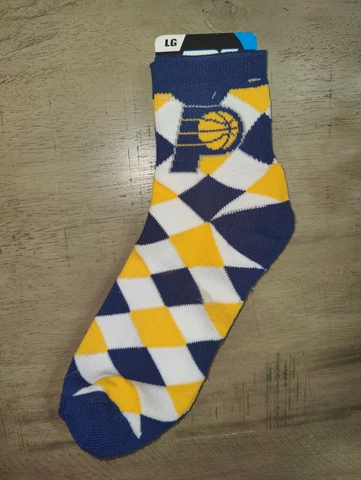 Indiana Pacers Mens NBA Team 1/4 Length Socks Large Cover
