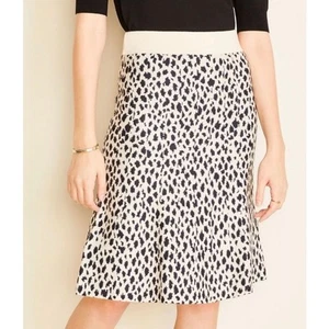 Ann Taylor Animal Print Navy Sweater Knit Skirt NWT - Imagen 1 de 8