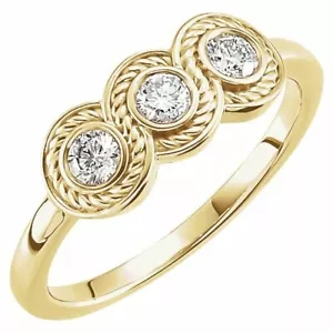Juego de biseles de diamantes de tres piedras en oro amarillo de 14 K (1/3 quilates) tw.) - Imagen 1 de 2