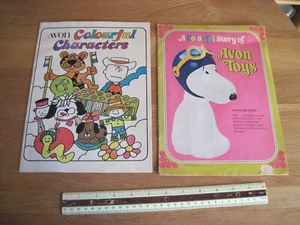 SNOOPY / PEANUTS AVON COLORING BOOKS UNUSED VINTAGE - Picture 1 of 4