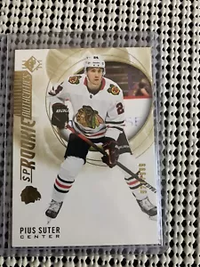 2020-21 SP Retail - Rookie Authentics Gold #131 Pius Suter /999 (RC) - Foto 1 di 1