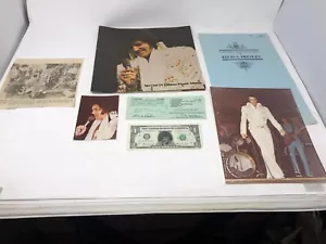 Menge 7 Elvis Presley Erinnerungsstücke - Dollar, Poster, Fotoalbum, Lizenz, Will - Bild 1 von 14