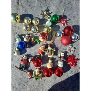 christmas ornaments junk drawer lot see photos for what is in lot - Picture 1 of 12