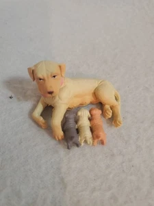 GOLDEN LAB WITH PUPPIES  G SCALE 1/18TH - 1/24TH SCALE DIORAMA ACCESSORY - Picture 1 of 6
