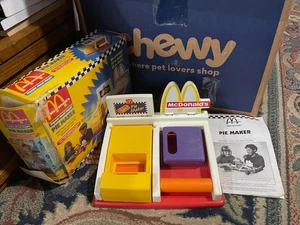 Vintage 1993 Mattel McDonalds Happy Meal Magic Pie Maker - Picture 1 of 1