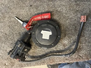 08-13 Honda CBR1000RR CBR 1000 RR IGNITION SWITCH LOCK KEY SET GAS CAP TRUNK OEM - Picture 1 of 2