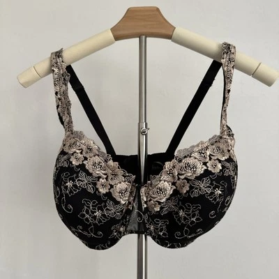 Sujetador Fredericks Of Hollywood negro 32ddd/f Foto 1 de 4