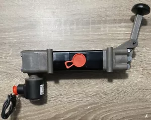 AVENTICS NUMATICS LEVER VALVE PILOTAIR 5/3 BLOCK CENTER 1/2" R431000925 P50861-4 - Picture 1 of 9