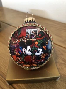 DISNEY PARK EPCOT ALEMANIA MICKEY MINNIE LIMIT/2500 VIDRIO SEDA ADORNO NAVIDAD - Imagen 1 de 17