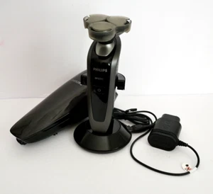 Philips Arcitec Flex & Pivot Action Men's Electric Shaver Only RQ1050 w/ Charger - Bild 1 von 13