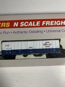 Walthers Spur N N Nestle (TNCX) North American 50’ Exterior Post Box Car, Neu. - Bild 1 von 3