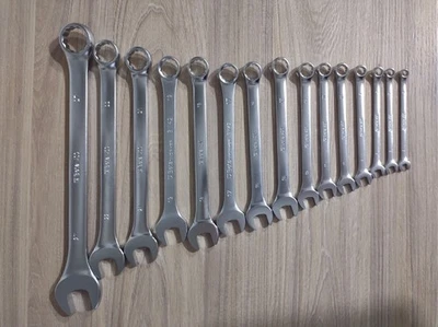 Serie set 15 chiavi Beta Tools 42/Pz.15 combinate forchetta poligonali  - Immagine 1 di 4