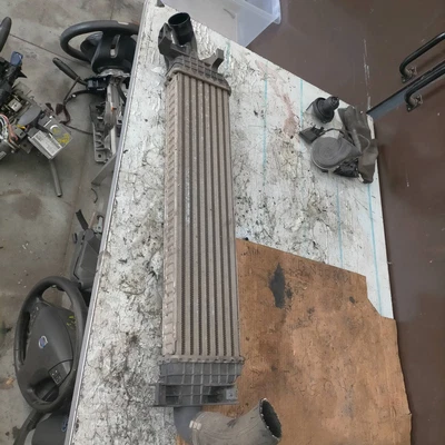 31280122 Intercambiador aire/aire  VOLVO C70 2.0D C+C 2p/d/1997cc - Imagen 1 de 4