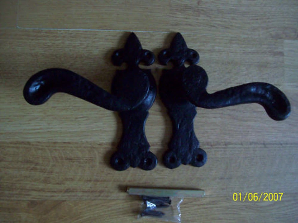 JAB4 black antique princess lever latch door handles - Image 1 of 1