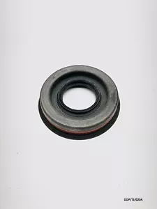 Flanged Axle Pinion Seal for Jeep Wrangler TJ 2001-2006 D30 D44 Jeep DDP/TJ/020A - Picture 1 of 4