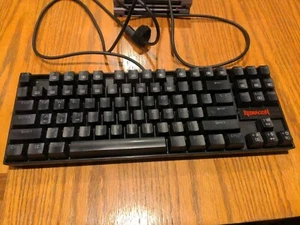 Redragon Kumara K552-KR Rainbow LED Back-Lit Wired Mechanical Gaming Keyboard - Picture 1 of 8