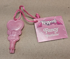 1986 Tonka Corp. Keypers Fancy & Footloose accesorio llave secreta con papel - Imagen 1 de 8