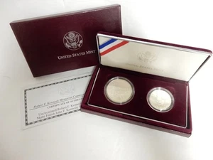1998 ROBERT KENNEDY SILVER DOLLAR & JFK SILVER HALF DOLLAR COMMEMORATIVE  - Picture 1 of 12