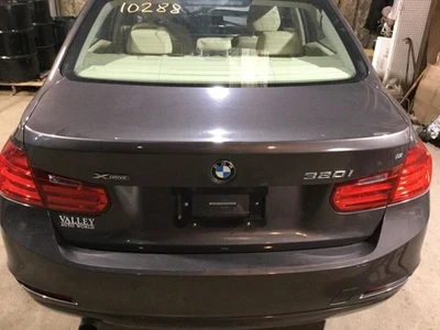 BMW 320i 2012-2017 cubierta tapa gris sin cámara Foto 1 de 3