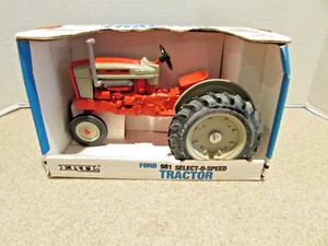 1/16 Ertl Ford 981 Select-O-Speed Tractor #868 - 1988 - New In Box    (G - Picture 1 of 8