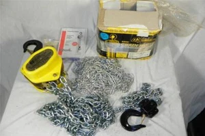 OZ Lifting Products OZ015-20CHOP Manual Chain Hoist 3000 lb Lift 20 ft. 1.5 Ton - Picture 1 of 1