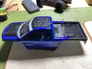 Redcat Everest 10 Blue Body RC Crawler - Picture 1 of 5