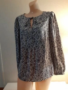 UNIVERSAL THREAD L/S Keyhole Top Size Sm - Picture 1 of 5