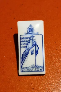 paquebot Pin's R.B. ( bateaux nautique french line) Porcelaine THOSCA Limoges - Imagen 1 de 2