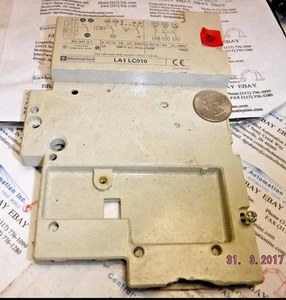 Telemecanique LA1LC010 Auxiliary Contact - Picture 1 of 2