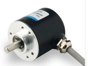 OMRON rotary encoder E6B2-CW26C 800P/R NEW - Picture 1 of 1