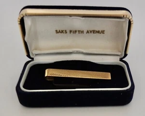 Vintage Walter E. Hayward 14 carati oro pieno fermacravatta clip chiusura in scatola Saks 5th Ave - Foto 1 di 12